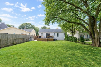 Bright and Renovated Near Downtown Royal Oak