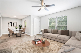 818 Saraland - 818 Saraland Boulevard South