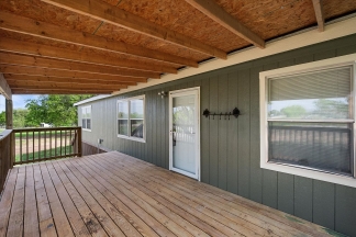 Large Renovated Manufactured Home in the Country