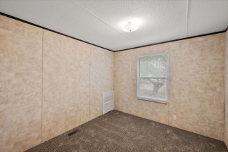 Large Renovated Manufactured Home in the Country