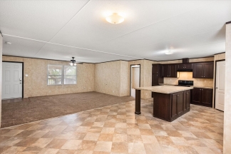 Large Renovated Manufactured Home in the Country