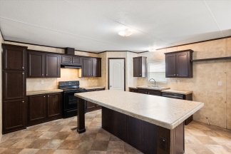 Large Renovated Manufactured Home in the Country