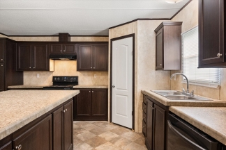 Large Renovated Manufactured Home in the Country