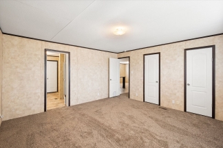 Large Renovated Manufactured Home in the Country