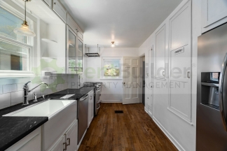 SPECIAL:  $1000 OFF YOUR 2ND MONTH'S RENT!!