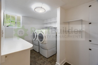 SPECIAL:  $1000 OFF YOUR 2ND MONTH'S RENT!!