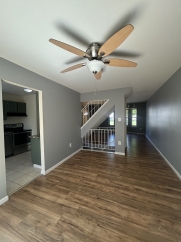 Spacious 3-Bedroom Townhome with Finished Basement in Warrenton, Virginia offering Prime Commuter Location!