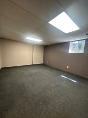 Spacious 3-Bedroom Townhome with Finished Basement in Warrenton, Virginia offering Prime Commuter Location!