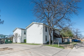 Renovated 2 Bedroom Apartment in Jefferson Near Downtown San Antonio