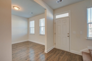 7821 Montview Rd - Available Now!