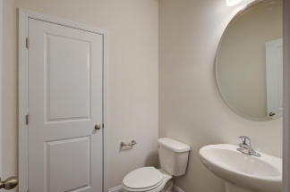 7821 Montview Rd - Available Now!