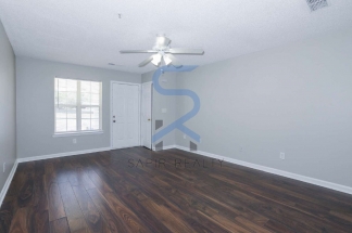 Pet-Friendly Living in Pinedale – 3BR/2.5BA Ready for You