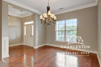 6040 Fieldstone Cir - Available 5/19