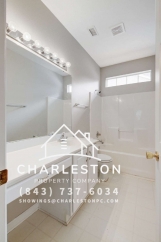 6040 Fieldstone Cir - Available 5/19