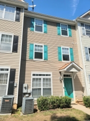 2220 Valley Edge Drive, Unit 107