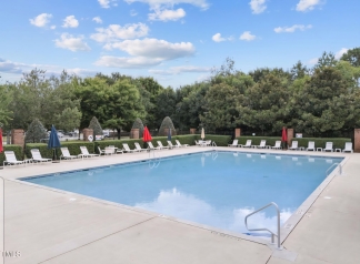 2220 Valley Edge Drive, Unit 107