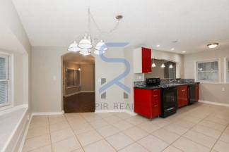 All-Electric Comfort in Lakewood Heights – 3BR/2BA at 2018 Pryor Rd SW