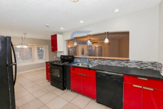 All-Electric Comfort in Lakewood Heights – 3BR/2BA at 2018 Pryor Rd SW