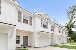 Cottages at Port Washington
