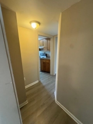 Pet Friendly 1-Bedroom Apartment in the Heart of Front Royal at 318 N Royal Ave.