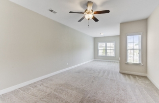 2005 Kings Gate Ln - Available Now!