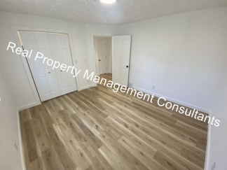 Renovated 2 Bedroom