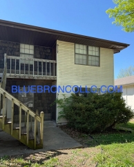 Updated 2-Bedroom Apartment in Raytown