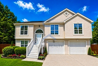 Welcome Home to Ellenwood – 3 Beds • 1.5 Baths of Comfort