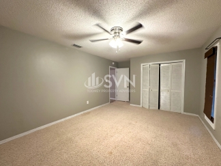 662 Ridgewood Drive