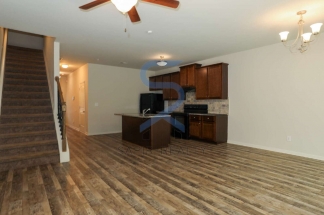 Modern Townhome Living – 3BR/3BA in The Gardens at Lovejoy