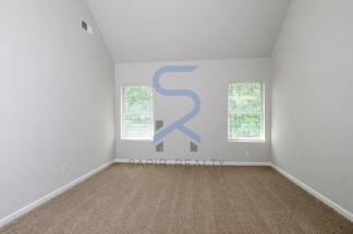 Modern Townhome Living – 3BR/3BA in The Gardens at Lovejoy