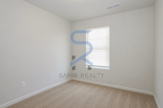 Modern Townhome Living – 3BR/3BA in The Gardens at Lovejoy