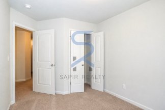 Modern Townhome Living – 3BR/3BA in The Gardens at Lovejoy