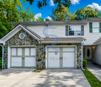 Outdoor Adventure & Downtown Charm – 2BR in Canton