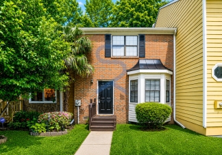 Prime Marietta Location – 2BR/2.5BA Townhome Ready for You