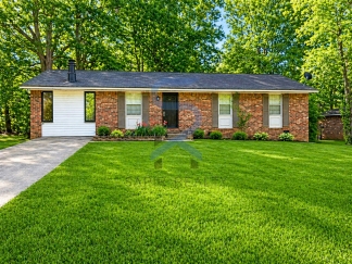 PRE-LEASING: Charming 3-Bed Home on Iron Gate Blvd: Cozy Comfort in 1075 Sq Ft, Jonesboro!