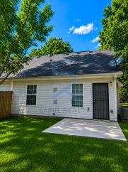 PRE-LEASING: Charming 3-Bedroom Haven with 2 Full Baths in Atlanta – 1227 Sq Ft of Comfort!