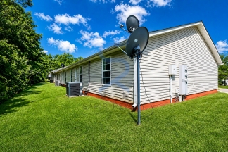 Charming 3-Bedroom Retreat with 2 Full Baths at 592 Elles Way, Griffin – Cozy Living Awaits!