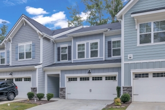 Charming Townhouse in Apex