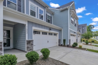 Charming Townhouse in Apex