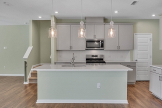 Charming Townhouse in Apex