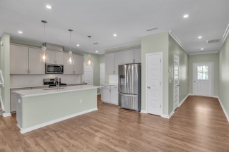 Charming Townhouse in Apex