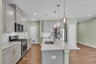 Charming Townhouse in Apex