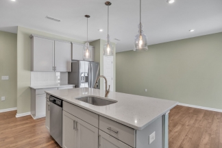 Charming Townhouse in Apex