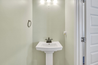 Charming Townhouse in Apex