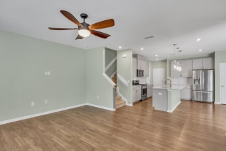 Charming Townhouse in Apex