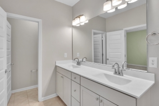 Charming Townhouse in Apex