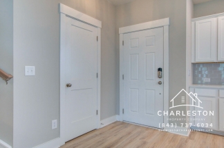 117 Archdale St - Available 5/19