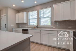 117 Archdale St - Available 5/19