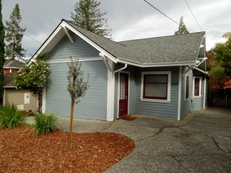 Los Gatos Johnson Avenue 2 Bedroom Bungalow Available Now!